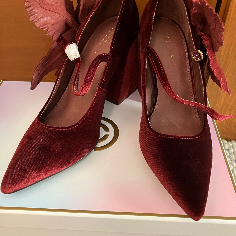 Cecelia New York Mislead maroon velvet block heel Mary Janes - Picture 5 of 10